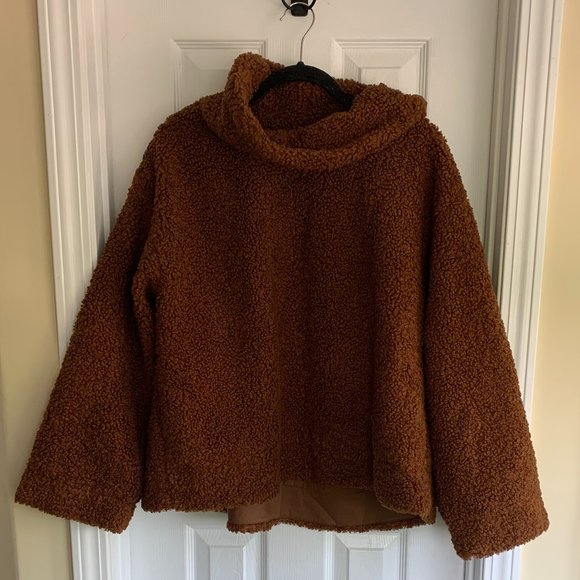 7115 by SZEKI Sweaters - NEW WITH TAGS Brown Sherpa Sweater